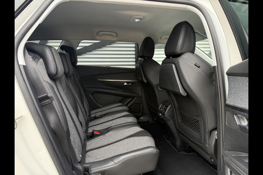 Peugeot 5008 1.2 PureTech Allure 1e Eigenaar|Navi|Clima|Trekhaakl|D-riem v.v in 2021|PDC V+A|Cruise|7-zits|APK tot 02-2027