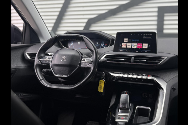 Peugeot 5008 1.2 PureTech Allure 1e Eigenaar|Navi|Clima|Trekhaakl|D-riem v.v in 2021|PDC V+A|Cruise|7-zits|APK tot 02-2027