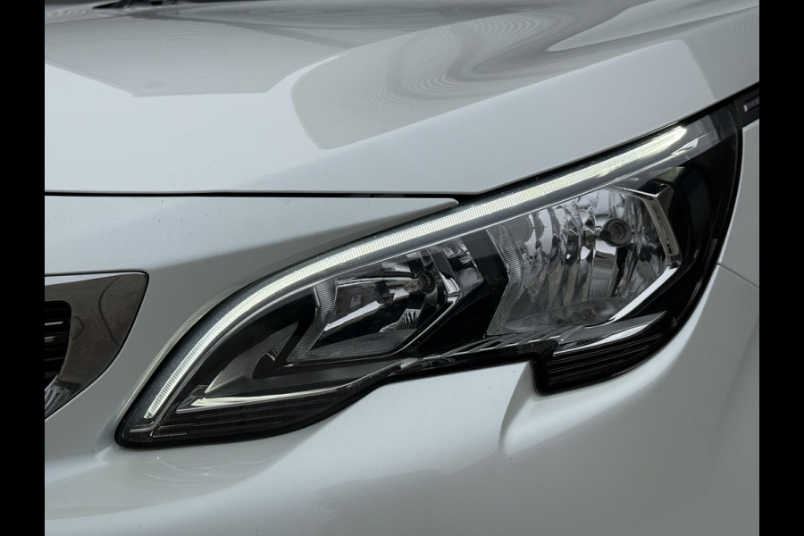 Peugeot 5008 1.2 PureTech Allure 1e Eigenaar|Navi|Clima|Trekhaakl|D-riem v.v in 2021|PDC V+A|Cruise|7-zits|APK tot 02-2027