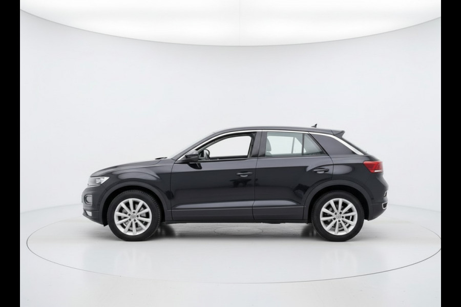 Volkswagen T-Roc 1.5 TSI 150PK DSG BUSINESS CARPLAY/NAVI/PDC