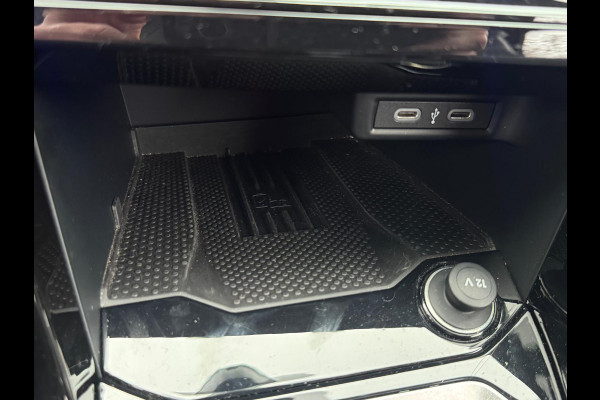 Volkswagen T-Roc Cabrio 1.5 TSI 150PK DSG R-LINE SPORT LED/NAVI/CARPLAY/FABRIEKS GARANTIE