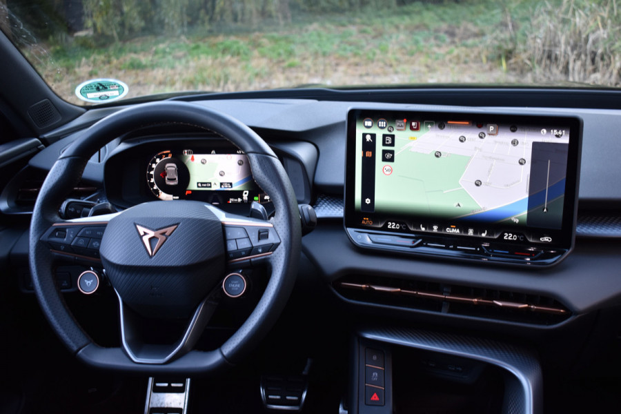 CUPRA Terramar 1.5 eTSI 150PK DSG BUSINESS SFEERVERL HEAD-UP/NAVI/CAMERA/LEDER MATRIX FABRIEKS GARANTIE