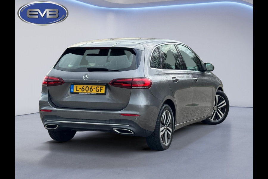 Mercedes-Benz B-Klasse 180 AUTOMAAT Bus Solution Luxury, camera, sfeerverlichting stoelverwarming, 1 e eigenaar, NL auto met nap