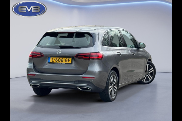 Mercedes-Benz B-Klasse 180 AUTOMAAT Bus Solution Luxury, camera, sfeerverlichting stoelverwarming, 1 e eigenaar, NL auto met nap