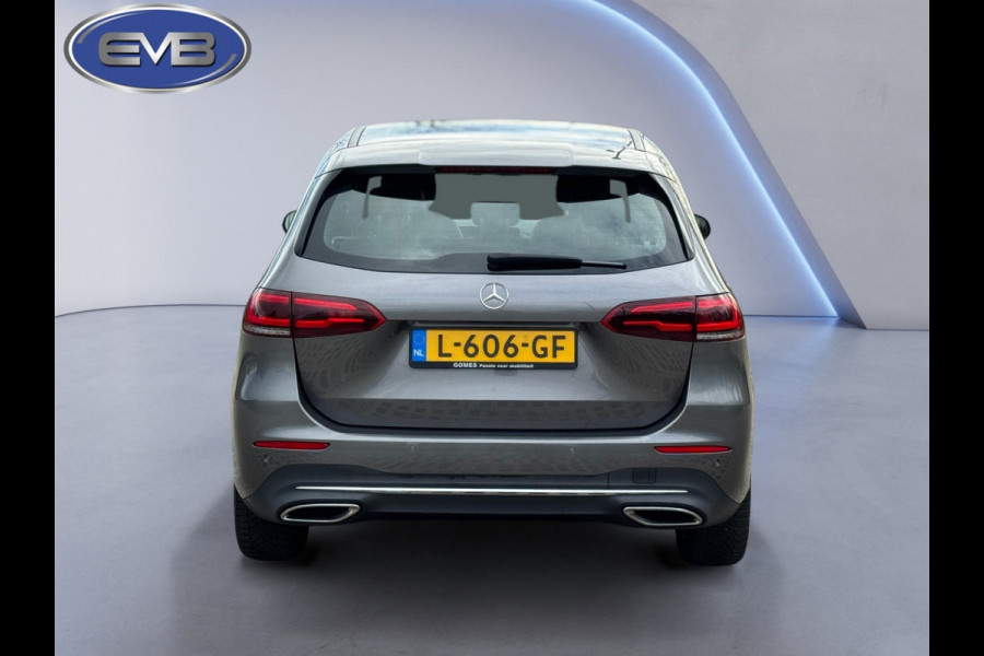 Mercedes-Benz B-Klasse 180 AUTOMAAT Bus Solution Luxury, camera, sfeerverlichting stoelverwarming, 1 e eigenaar, NL auto met nap