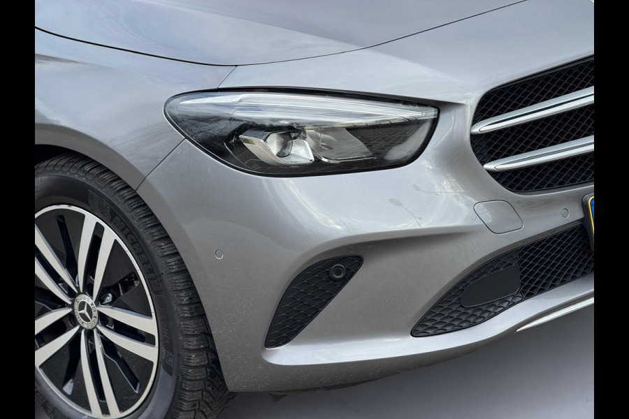 Mercedes-Benz B-Klasse 180 AUTOMAAT Bus Solution Luxury, camera, sfeerverlichting stoelverwarming, 1 e eigenaar, NL auto met nap