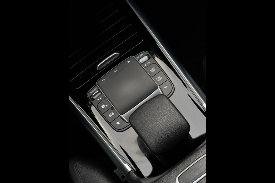 Mercedes-Benz B-Klasse 180 AUTOMAAT Bus Solution Luxury, camera, sfeerverlichting stoelverwarming, 1 e eigenaar, NL auto met nap