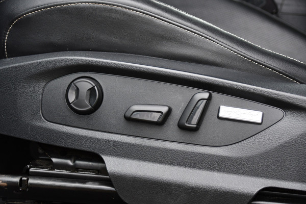 Volkswagen Amarok 3.0 V6 TDI 4Motion DC Highline Camera, Cruise, Carplay, Stoelverwarming, Leder, LED, 4x4, Automaat, 225pk, 3300kg Trekhaak, Uniek!