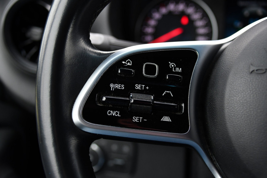 Mercedes-Benz Sprinter 314 2.2 CDI L2H1 PB Edition Adaptieve Cruise, Camera, Carplay, LED, Automaat, Stoelverwarming, Geveerde Stoel, 143pk, Sensoren, UnieK!