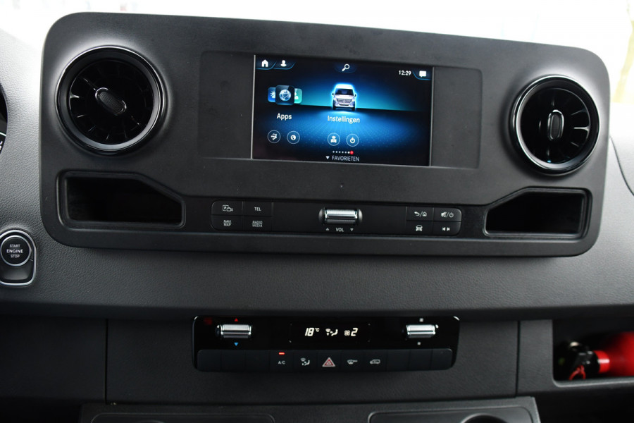 Mercedes-Benz Sprinter 314 2.2 CDI L2H1 PB Edition Adaptieve Cruise, Camera, Carplay, LED, Automaat, Stoelverwarming, Geveerde Stoel, 143pk, Sensoren, UnieK!