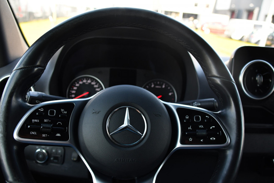 Mercedes-Benz Sprinter 319 V6 3.0 CDI L3H2 PB Edition Adaptieve Cruise, 360 Camera, Carplay, LED, Stoelverwarming, Multimedia, 10,5'' Mbux,