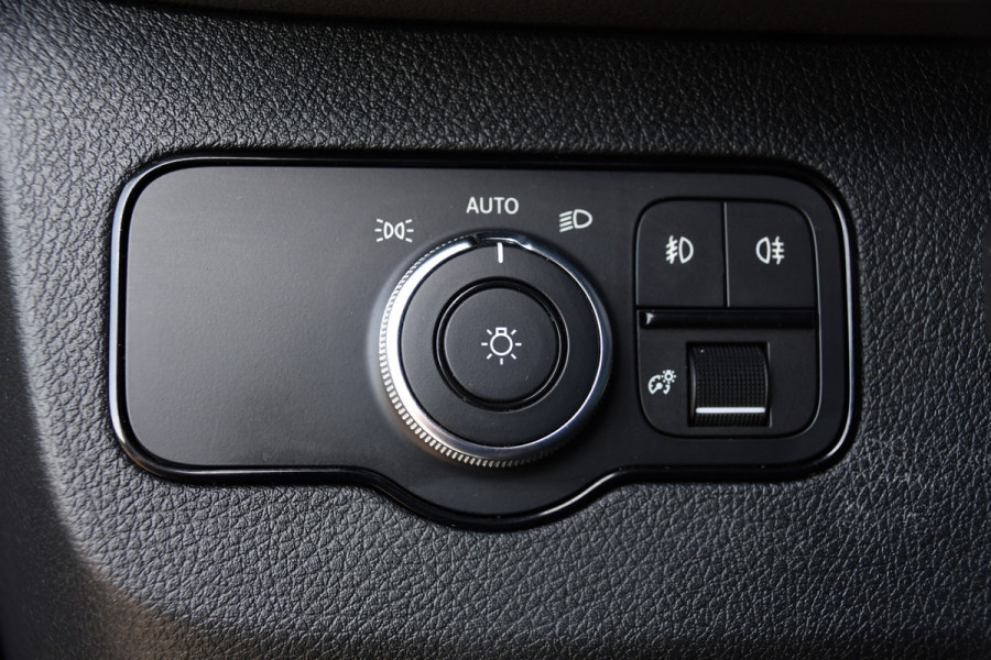 Mercedes-Benz Sprinter 319 V6 3.0 CDI L3H2 PB Edition Adaptieve Cruise, 360 Camera, Carplay, LED, Stoelverwarming, Multimedia, 10,5'' Mbux,