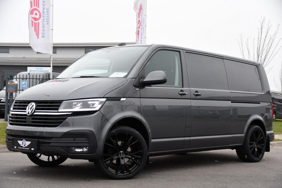 Volkswagen Transporter 2.0 TDI L2H1 30 Highline Adaptieve Cruise, Camera, Carplay, Stoelverwarming, Automaat, Sensoren, Standkachel, 2 x Schuifdeur, LED, Uniek!