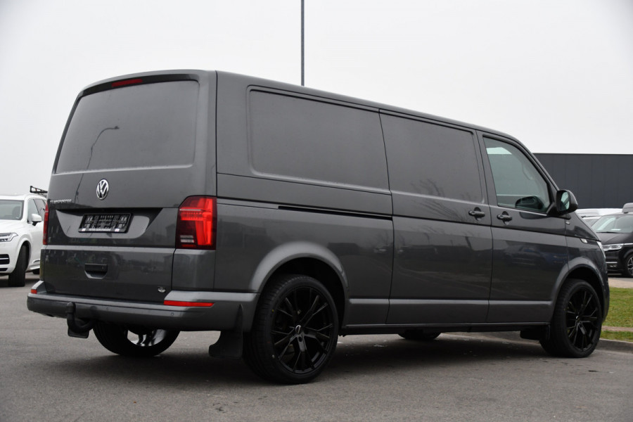Volkswagen Transporter 2.0 TDI L2H1 30 Highline Adaptieve Cruise, Camera, Carplay, Stoelverwarming, Automaat, Sensoren, Standkachel, 2 x Schuifdeur, LED, Uniek!