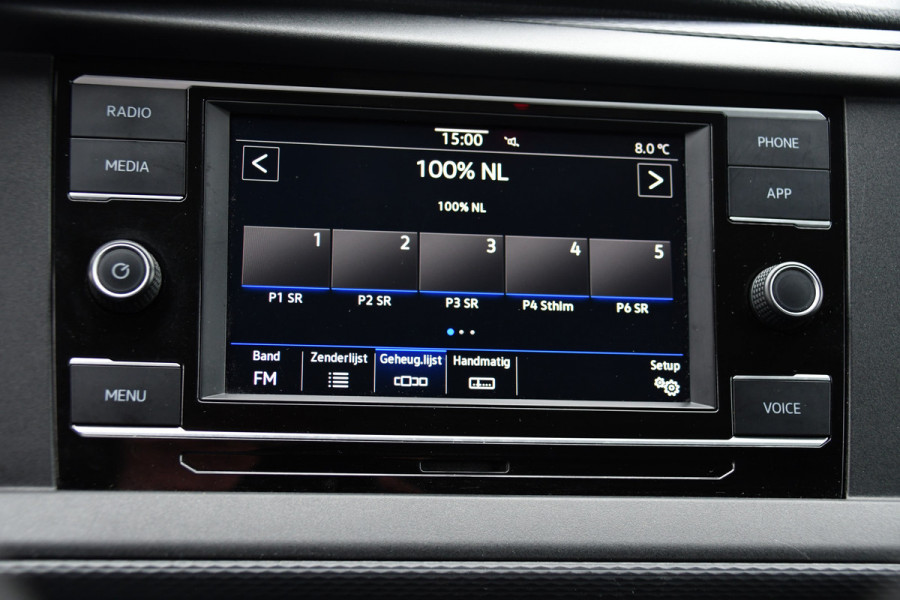 Volkswagen Transporter 2.0 TDI L2H1 30 Highline Adaptieve Cruise, Camera, Carplay, Stoelverwarming, Automaat, Sensoren, Standkachel, 2 x Schuifdeur, LED, Uniek!