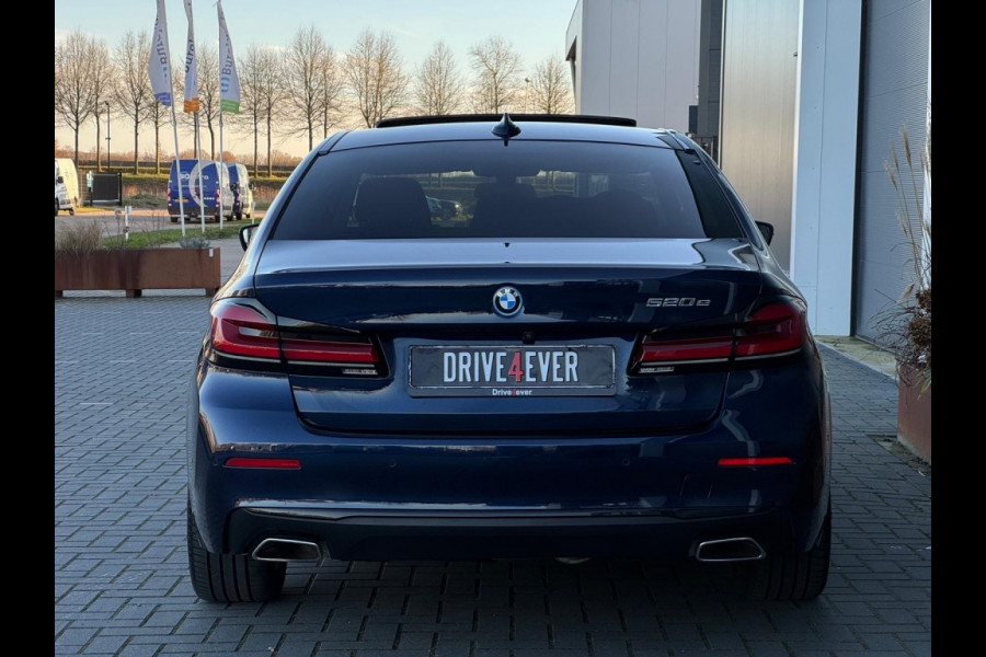 BMW 5 Serie 520e High Exe 2022 NWE MODEL FULL PANO NAVI ACC ECC CAMERA