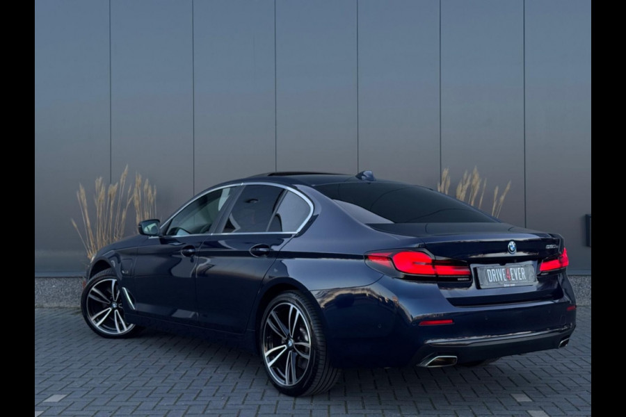BMW 5 Serie 520e High Exe 2022 NWE MODEL FULL PANO NAVI ACC ECC CAMERA