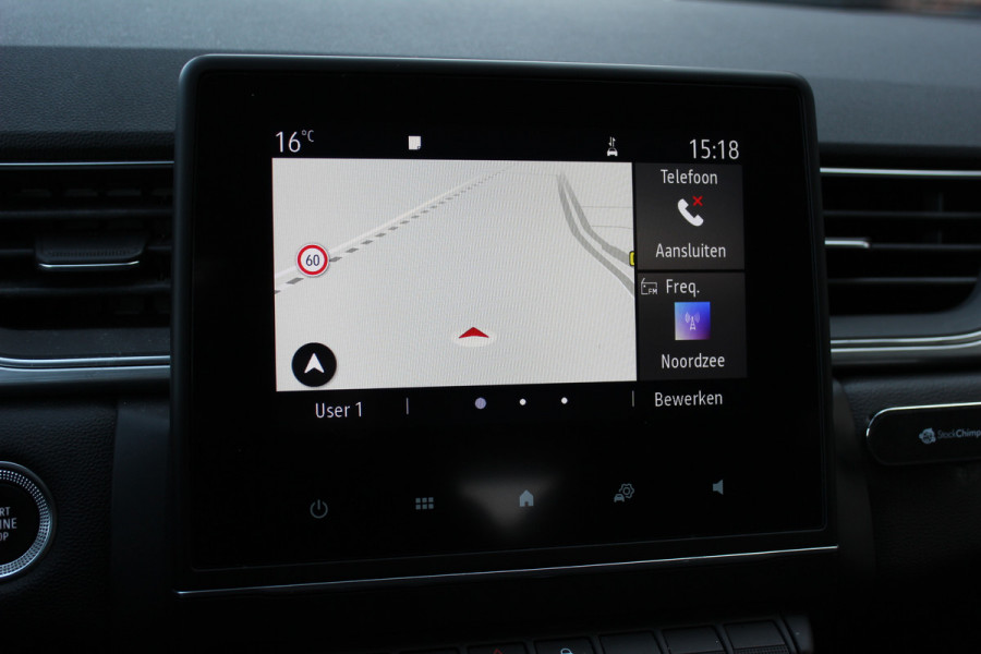 Renault Captur 1.0 TCe 100 Intens / Camera / Navigatie / 17'' / CarPlay / Keyless / DAB / Parkeerhulp V+A / Cruise Control