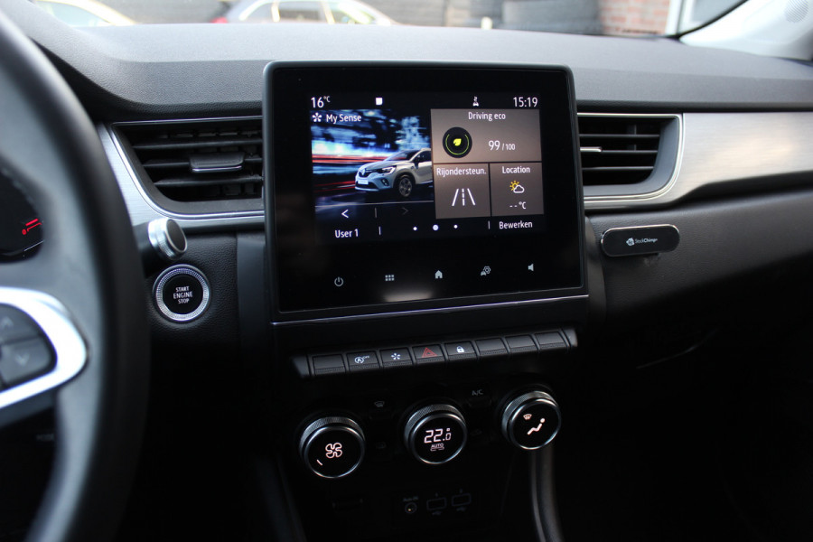 Renault Captur 1.0 TCe 100 Intens / Camera / Navigatie / 17'' / CarPlay / Keyless / DAB / Parkeerhulp V+A / Cruise Control