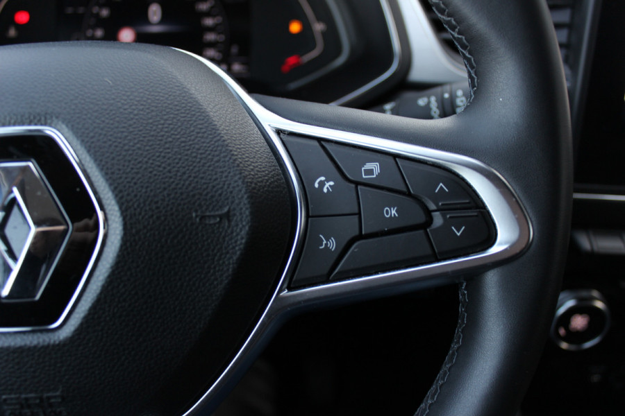 Renault Captur 1.0 TCe 100 Intens / Camera / Navigatie / 17'' / CarPlay / Keyless / DAB / Parkeerhulp V+A / Cruise Control