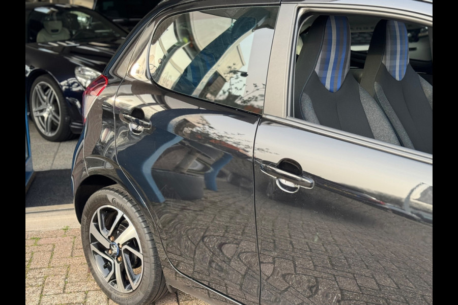 Peugeot 108 1.0 e-VTi Allure 2019 Zwart NAVI CLIMA LM NAP!