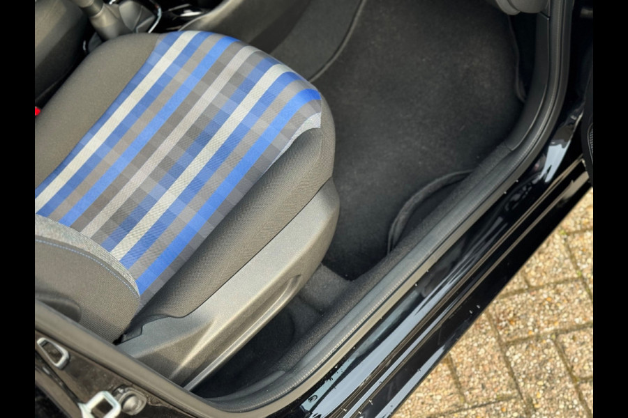 Peugeot 108 1.0 e-VTi Allure 2019 Zwart NAVI CLIMA LM NAP!