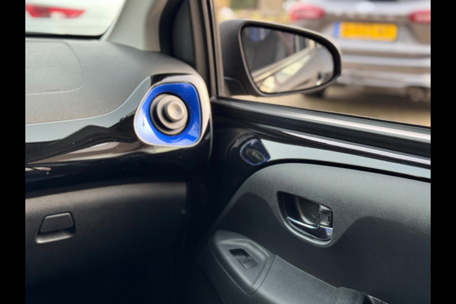 Peugeot 108 1.0 e-VTi Allure 2019 Zwart NAVI CLIMA LM NAP!