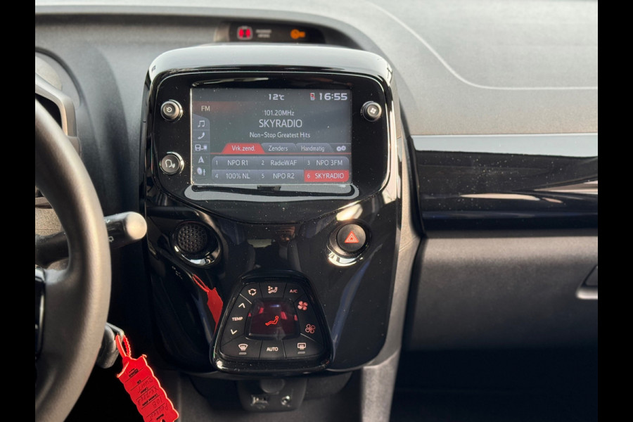 Peugeot 108 1.0 e-VTi Allure 2019 Zwart NAVI CLIMA LM NAP!