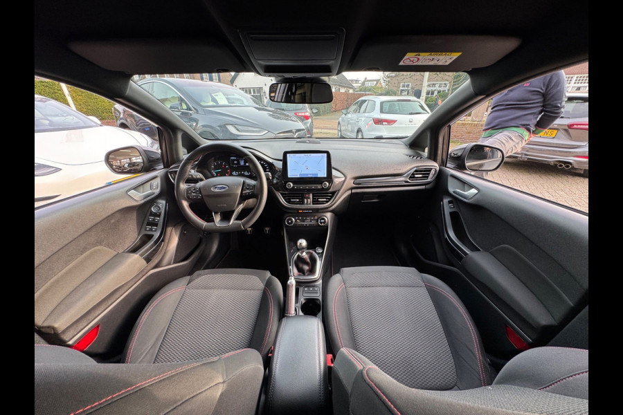 Ford Fiesta 1.0 EcoBoost ST-Line 2019 Zwart NAVI CLIMA NAP!