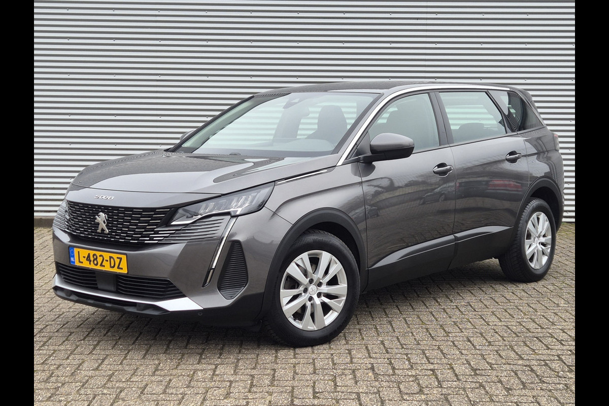 Peugeot 5008 1.2 PureTech 7 Persoons Navi Carplay Camera Trekhaak Dealer Onderhouden