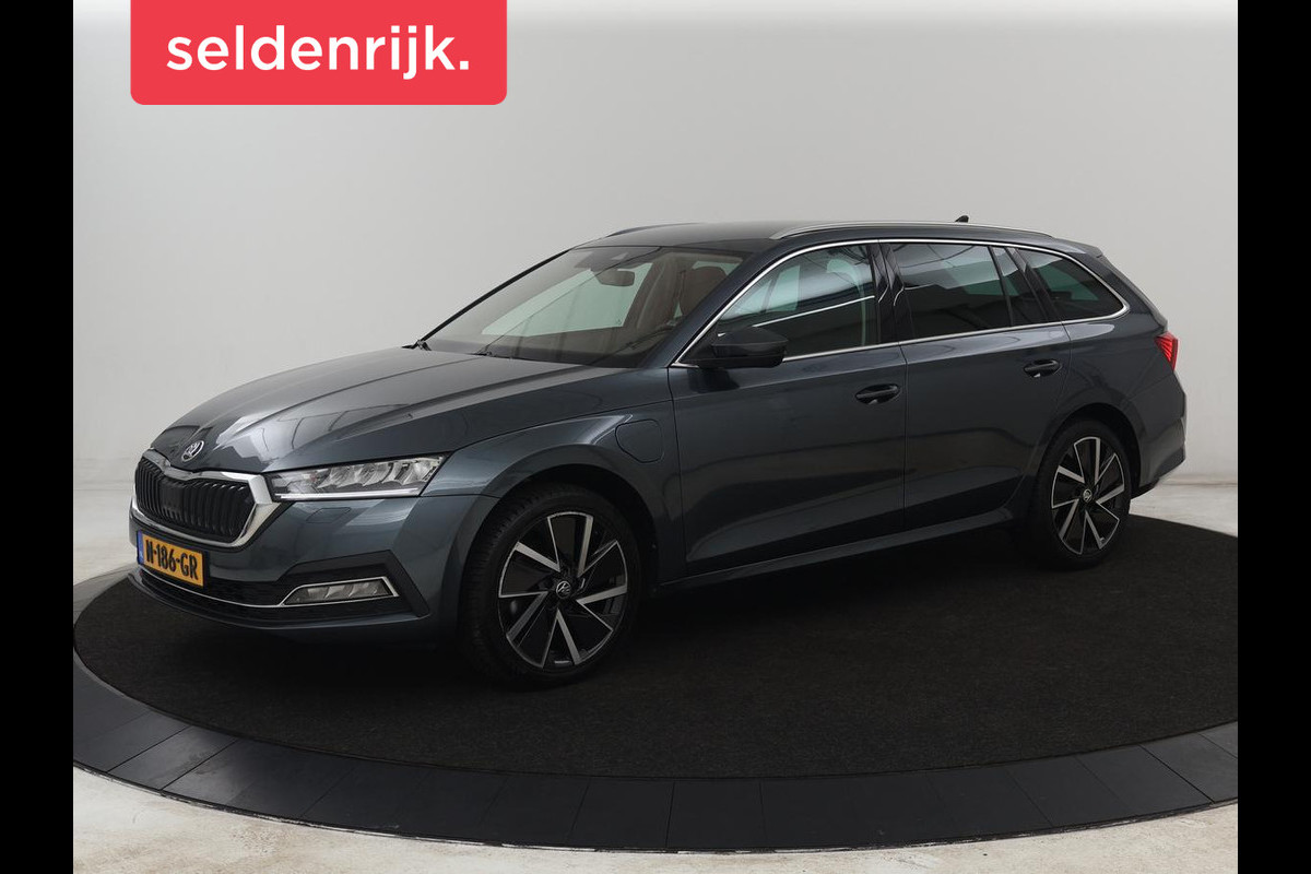 Škoda Octavia 1.4 TSI iV PHEV Business Edition Plus | Stoelverwarming | Trekhaak | Camera | Adaptive cruise | Carplay | Sfeerverlichting | Navigatie | Side Assist | Stuurverwarming | Plug In