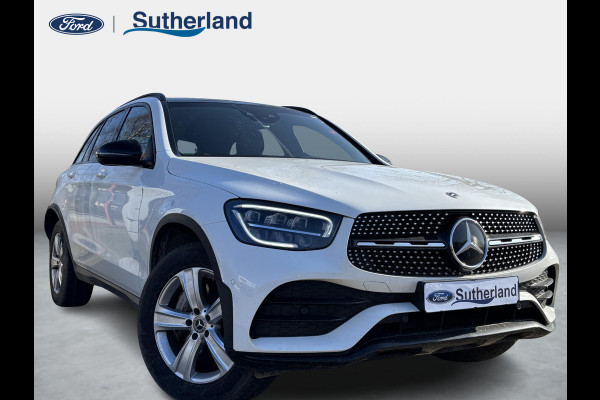 Mercedes-Benz GLC 300e 4MATIC AMG Line PHEV 320pk | Trekhaak | Panoramadak | 2 bandensets | Leder | Adaptive cruise control | Camera