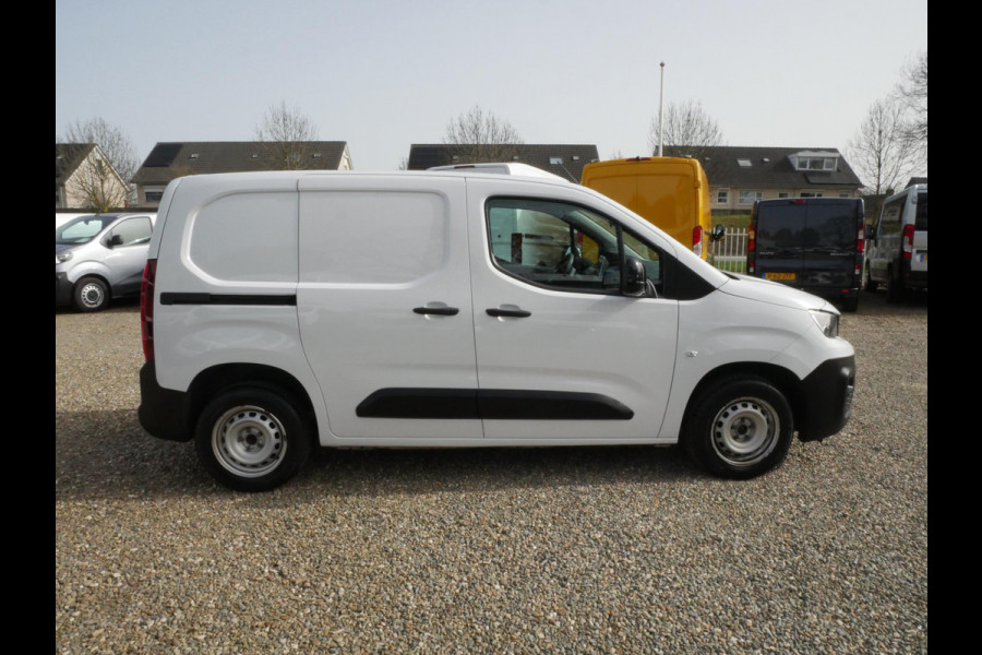 Peugeot Partner 1.5 BlueHDi 100PK, L1, Airco, 2 x Schuifdeur