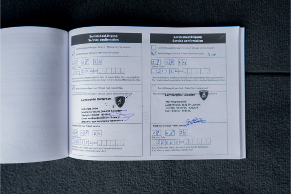 Lamborghini Urus 4.0 V8 Graphite Capsule Novitec Widebody Novitec Uitlaat HUD Pano Massage Ventilatie