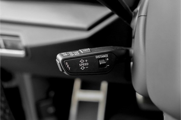 Lamborghini Urus 4.0 V8 Graphite Capsule Novitec Widebody Novitec Uitlaat HUD Pano Massage Ventilatie