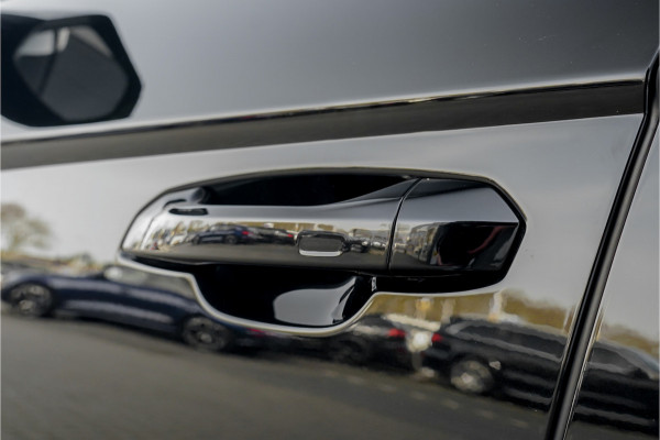 Lamborghini Urus 4.0 V8 Graphite Capsule Novitec Widebody Novitec Uitlaat HUD Pano Massage Ventilatie