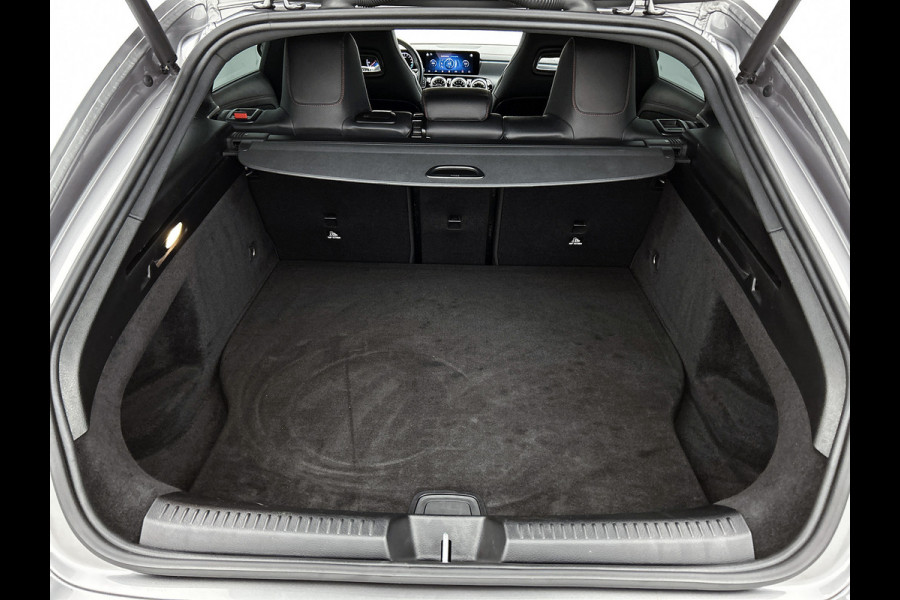 Mercedes-Benz CLA-Klasse Shooting Brake 250 e AMG Plug-In Hybride | AMG-Line | Achteruitrijcamera |  Sfeeverlichting | Navigatie | Stoelverwarming |  | Inclusief 24 maanden MB Certified garantie voor Europa.