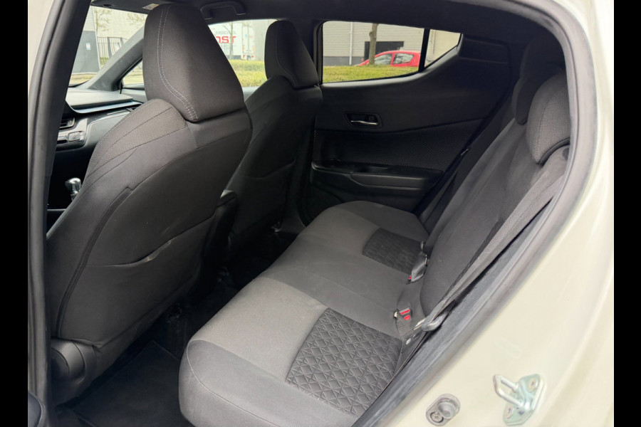 Toyota C-HR 2.0 Hybrid Business Plus /APK/Rijklaar/Camera