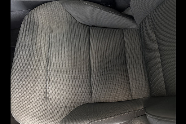 Volkswagen e-Golf {SOH-88%} (INCL-BTW) *HEATPUMP | ADAPTIVE-CRUISE | FULL-LED | DIGI-COCKPIT | NAVI-FULLMAP | CAMERA | KEYLESS | ECC | CCS-FASTLOADER | PDC | 16''ALU*