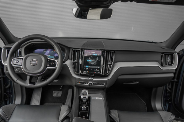 Volvo XC60 2.0 T8 Plug-in hybrid AWD Ultra Dark Pano Luchtvering H/K 21"