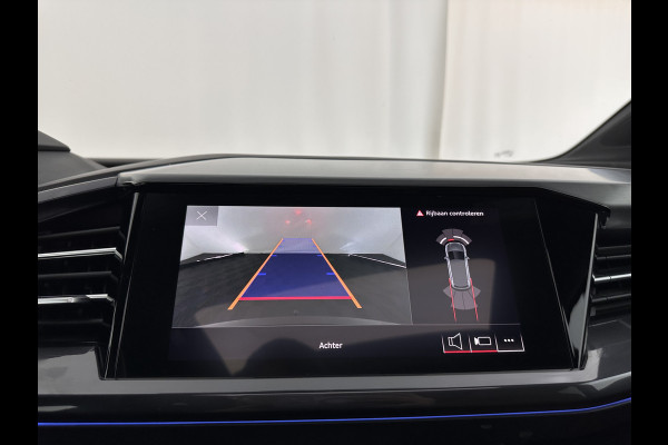 Audi Q4 e-tron 40 S-Line Launch-edition Competition 77 kWh [ 3-Fase-11kW ] {SOH-90%} (INCL-BTW) Aut. *HEATPUMP | PANO | LEATHER | MATRIX-LED | AUDI-SOUND | ADAPTIVE-CRUISE | HEATED-SPORTSEATS | AMBIENTLIGHT | DIGI-COCKPIT | CAMERA | KEYLESS | DAB+ | 20''ALU*