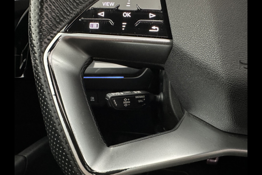 Audi Q4 e-tron 40 S-Line Launch-edition Competition 77 kWh [ 3-Fase-11kW ] {SOH-90%} (INCL-BTW) Aut. *HEATPUMP | PANO | LEATHER | MATRIX-LED | AUDI-SOUND | ADAPTIVE-CRUISE | HEATED-SPORTSEATS | AMBIENTLIGHT | DIGI-COCKPIT | CAMERA | KEYLESS | DAB+ | 20''ALU*