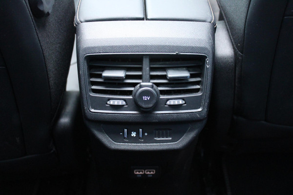 Peugeot 5008 1.2 130PK AUTOMAAT GT PACK BUSINESS | PANORAMISCH SCHUIF/KANTEL DAK | AFNEEMBARE TREKHAAK | ALCANTARA BEKLEDING | FULL LED KOPLAMPEN | FOCAL AUDIO SYSTEM | 19" LICHTMETALEN VELGEN | CLIMATE CONTROL | DODEHOEK DETECTIE | ADAPTIVE CRUISE CONTROL | APPLE CARPLAY/ANDROID AUTO | NAVIGATIE | PARKEERSENSOREN VOOR EN ACHTER | KEYLESS ENTRY/START | ELEKTRISCH BEDIENBARE ACHTERKLEP | BLACK PACK | STOEL VERWARMING | 7-PERSOONS |