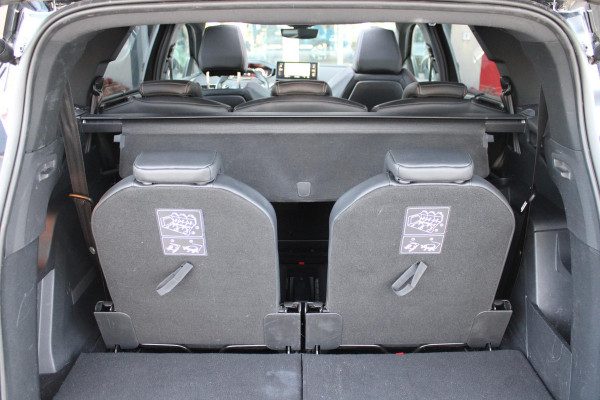 Peugeot 5008 1.2 130PK AUTOMAAT GT PACK BUSINESS | PANORAMISCH SCHUIF/KANTEL DAK | AFNEEMBARE TREKHAAK | ALCANTARA BEKLEDING | FULL LED KOPLAMPEN | FOCAL AUDIO SYSTEM | 19" LICHTMETALEN VELGEN | CLIMATE CONTROL | DODEHOEK DETECTIE | ADAPTIVE CRUISE CONTROL | APPLE CARPLAY/ANDROID AUTO | NAVIGATIE | PARKEERSENSOREN VOOR EN ACHTER | KEYLESS ENTRY/START | ELEKTRISCH BEDIENBARE ACHTERKLEP | BLACK PACK | STOEL VERWARMING | 7-PERSOONS |