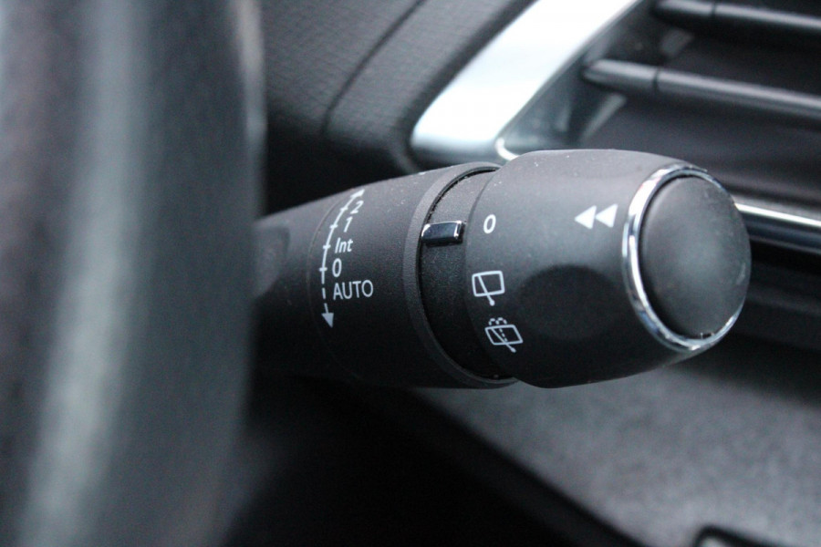 Peugeot 5008 1.2 130PK AUTOMAAT GT PACK BUSINESS | PANORAMISCH SCHUIF/KANTEL DAK | AFNEEMBARE TREKHAAK | ALCANTARA BEKLEDING | FULL LED KOPLAMPEN | FOCAL AUDIO SYSTEM | 19" LICHTMETALEN VELGEN | CLIMATE CONTROL | DODEHOEK DETECTIE | ADAPTIVE CRUISE CONTROL | APPLE CARPLAY/ANDROID AUTO | NAVIGATIE | PARKEERSENSOREN VOOR EN ACHTER | KEYLESS ENTRY/START | ELEKTRISCH BEDIENBARE ACHTERKLEP | BLACK PACK | STOEL VERWARMING | 7-PERSOONS |