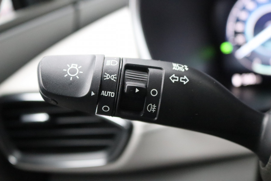 Hyundai Santa Fe 1.6 T-GDI HEV Premium Sky Open-dak/Trekhaak/Winter-pack/Memory-stoel/360-camera