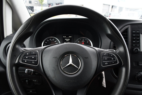Mercedes-Benz Vito 116 CDI L2 PB Edition Camera, Cruise, Stoelverwarming, 164pk, Automaat, multimedia, 2 x Stoel,