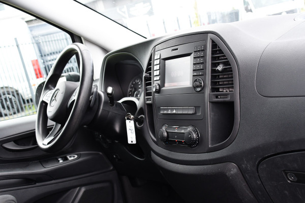 Mercedes-Benz Vito 116 CDI L2 PB Edition Camera, Cruise, Stoelverwarming, 164pk, Automaat, multimedia, 2 x Stoel,