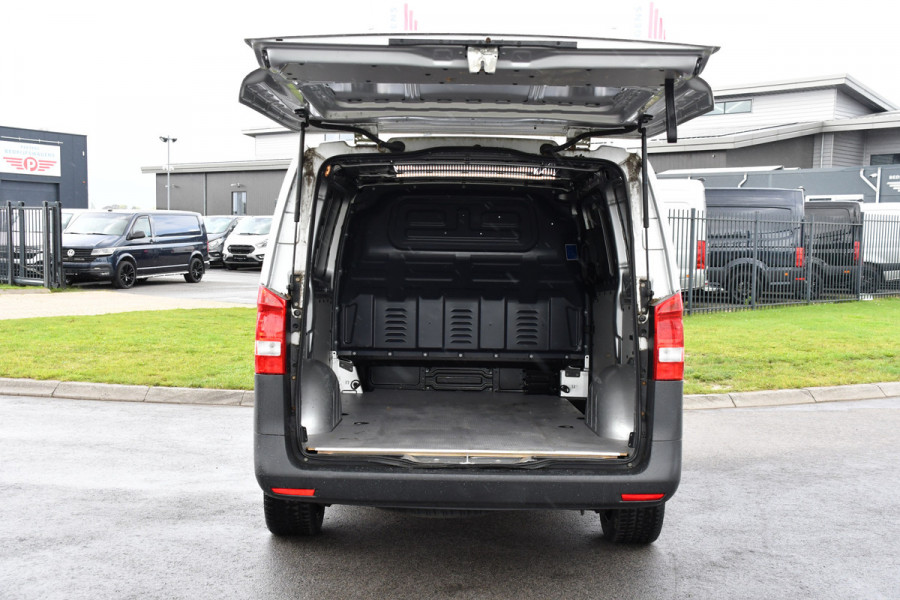 Mercedes-Benz Vito 116 CDI L2 PB Edition Camera, Cruise, Stoelverwarming, 164pk, Automaat, multimedia, 2 x Stoel,