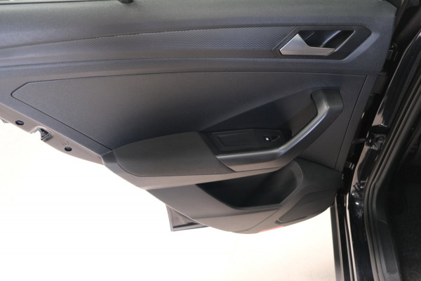 Volkswagen T-Roc 1.0 TSI Style - N.A.P. Airco, Cruise, Navi, PDC, Carplay.